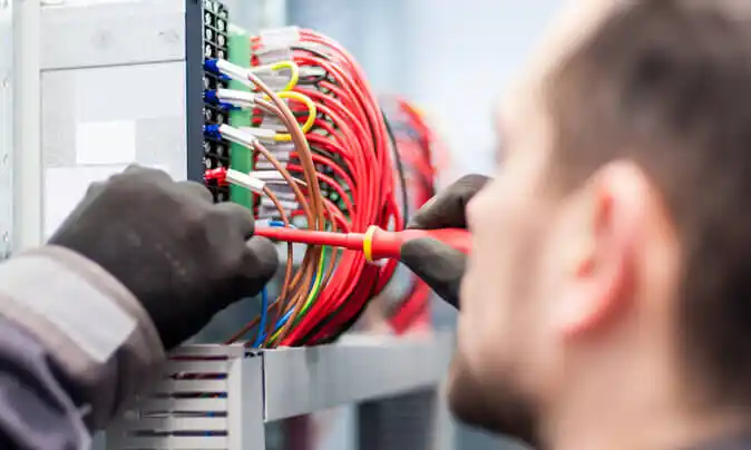 electrician Moraine